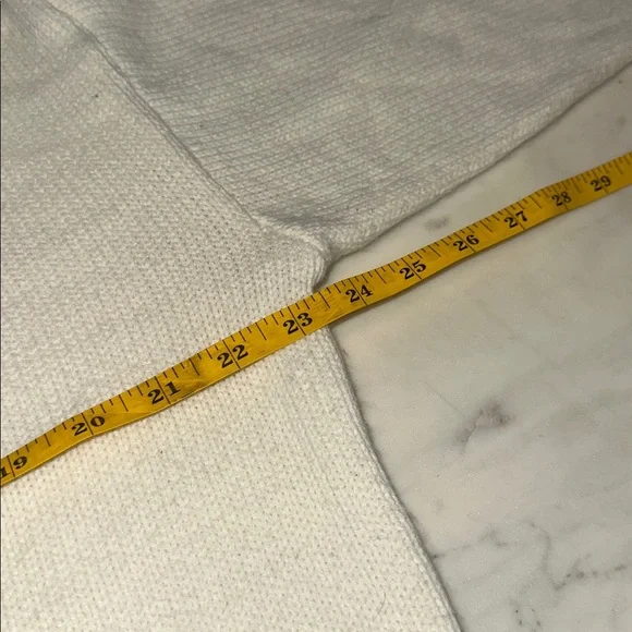 White Sweater with Red Bow Accent size large - Picture 5 of 8